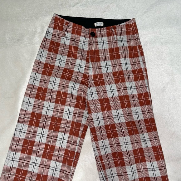 Brandy Melville Pants - Picture 2 of 4